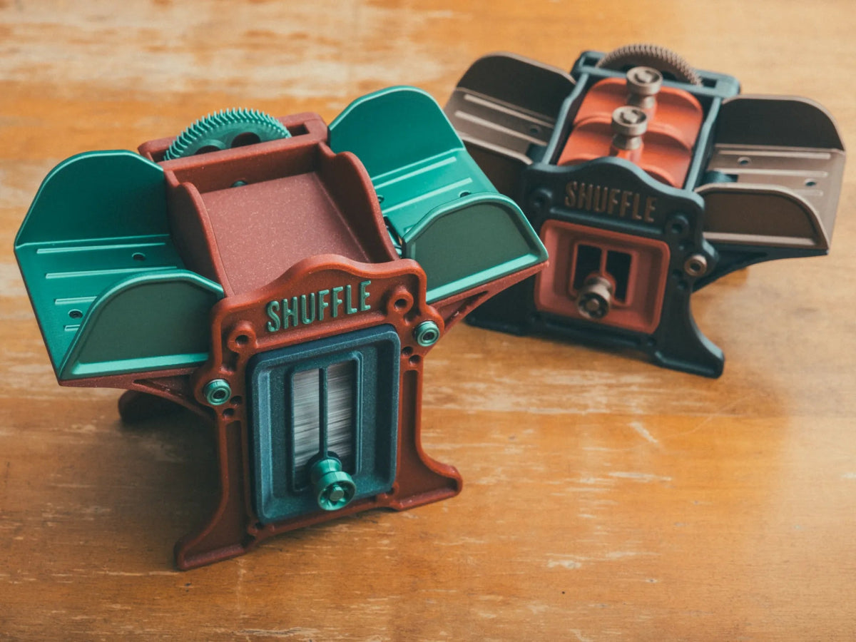Barajador de Cartas SHUFFLE – Estilo vintage industrial impreso en 3D - Prinx 3D Soluciones Integrales