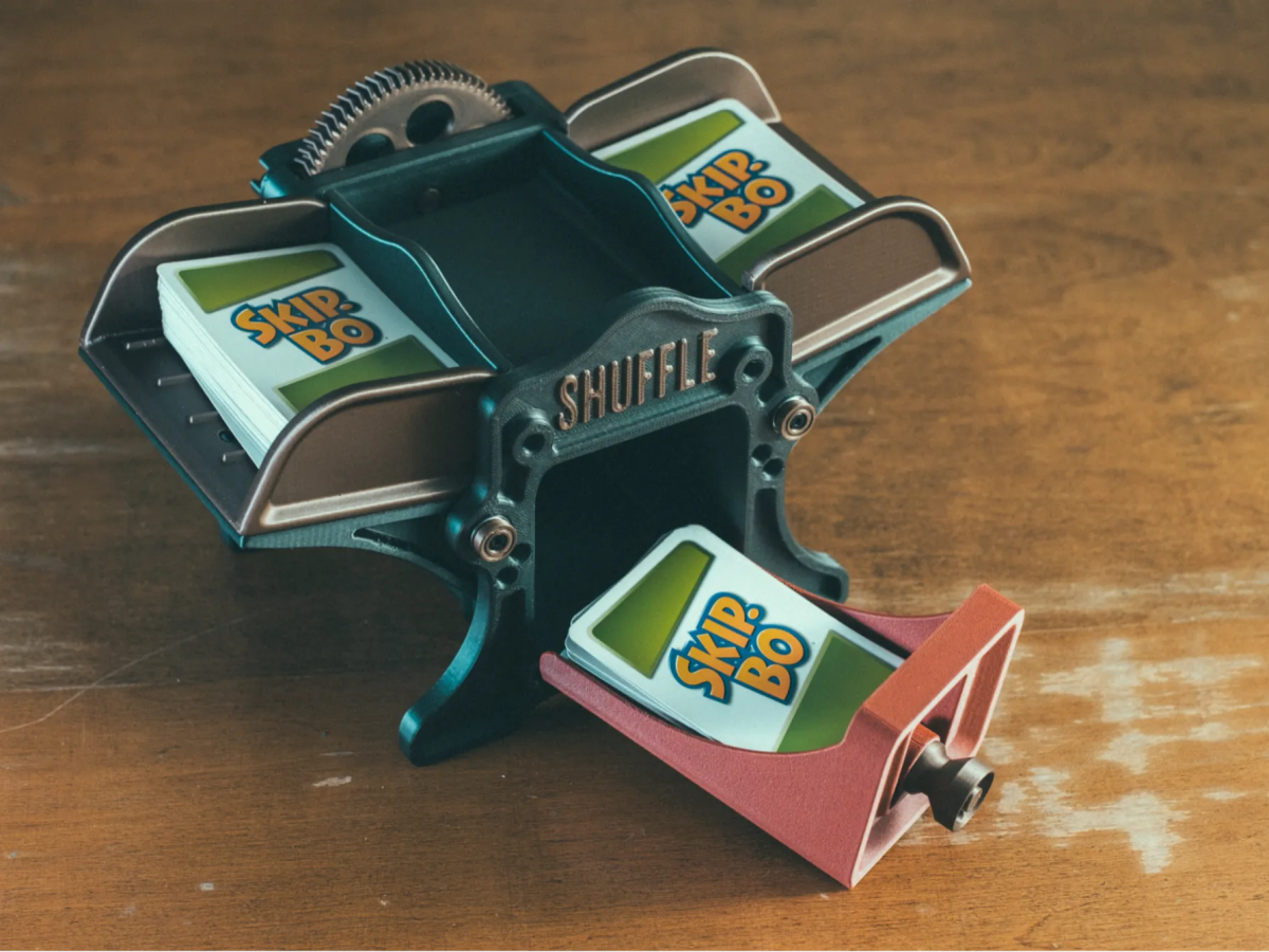 Barajador de Cartas SHUFFLE – Estilo vintage industrial impreso en 3D - Prinx 3D Soluciones Integrales